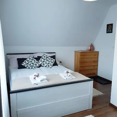 Privatunterkunft U Agi *