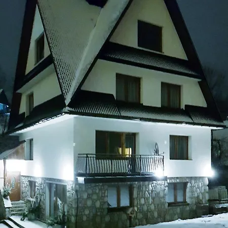 Séjour chez l'habitant U Agi