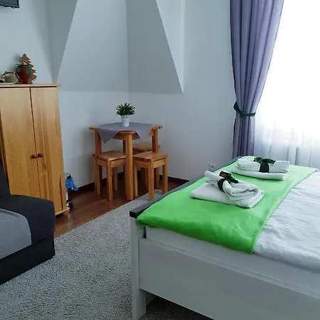 U Agi Quarto em Acomodações Particulares